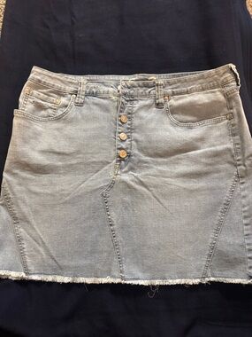 Seven7 Light Blue Denim Button-Front Mini Skirt